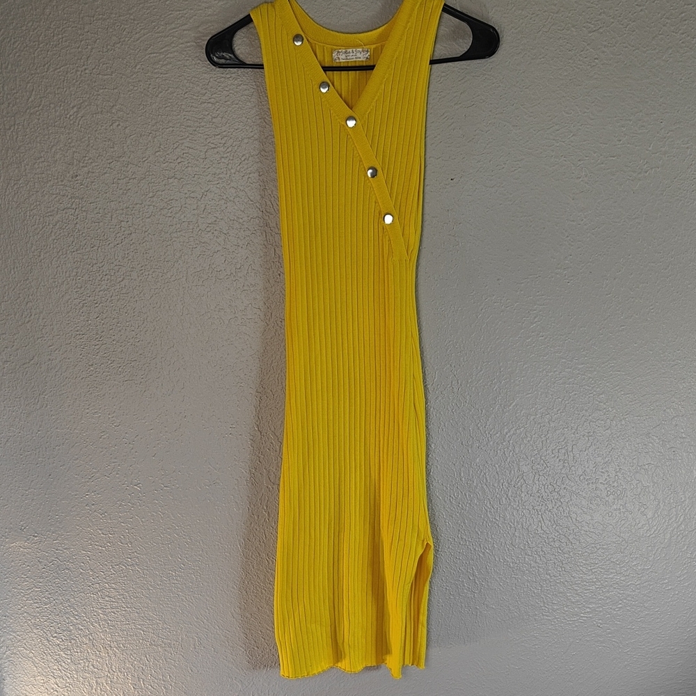 Yellow Sleeveless Ribbed Dress